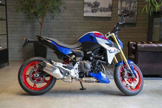 BMW F 900 R SPORT PLUS 